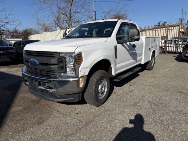 2018 FORD F350 SUPER DUTY FOR SALE – $18,000