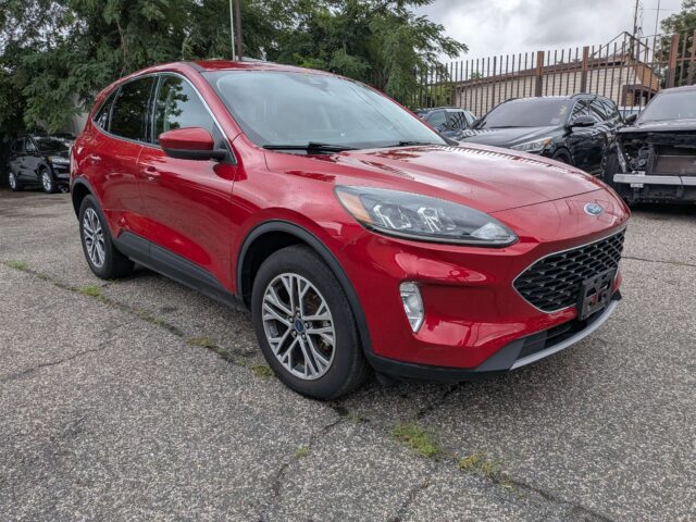 2022 FORD ESCAPE SEL FOR SALE – $9,500